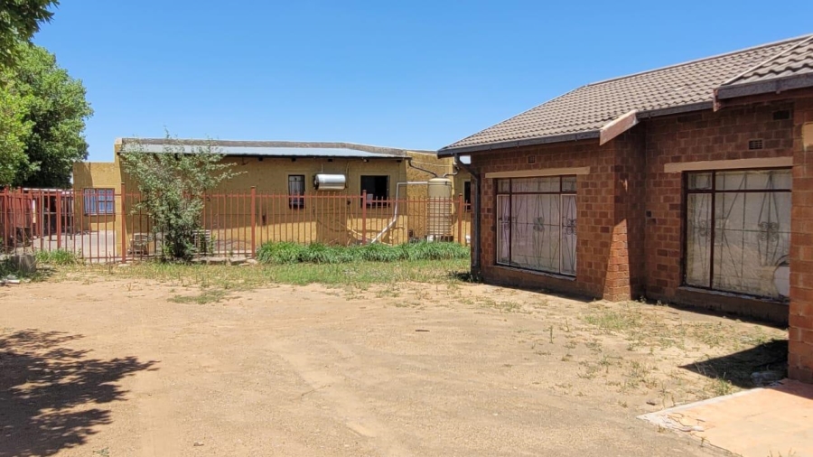 3 Bedroom Property for Sale in Botshabelo Free State